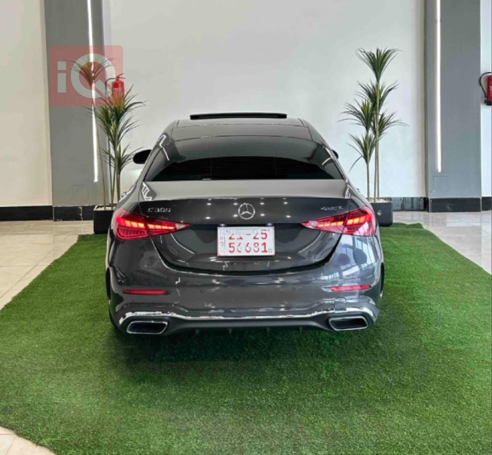 Mercedes-Benz C-Class